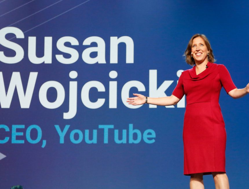 YouTube Brandcast Presented By Google - Presentation Cenzurou utopená investice