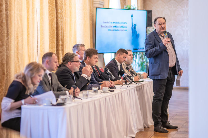 Svoboda po projevu aneb demokracie v ohrožení. Přijďte diskutovat na naši konferenci 10. září